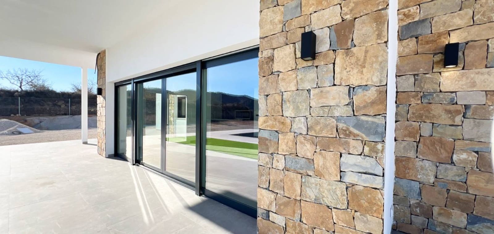 3 bedroom Villa for sale in La Romana with pool - € 470,000 (Ref: 8887021)