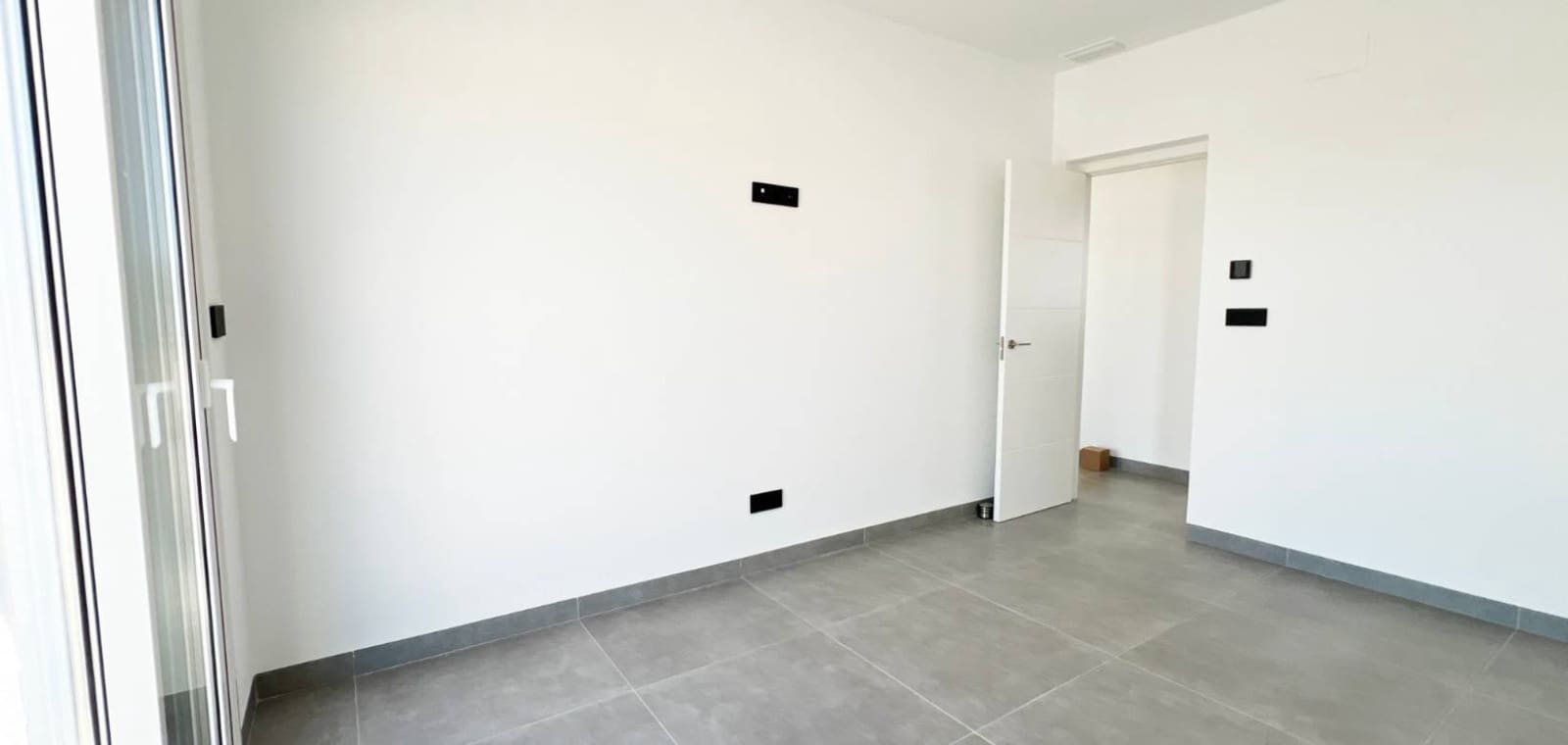 3 bedroom Villa for sale in La Romana with pool - € 470,000 (Ref: 8887021)