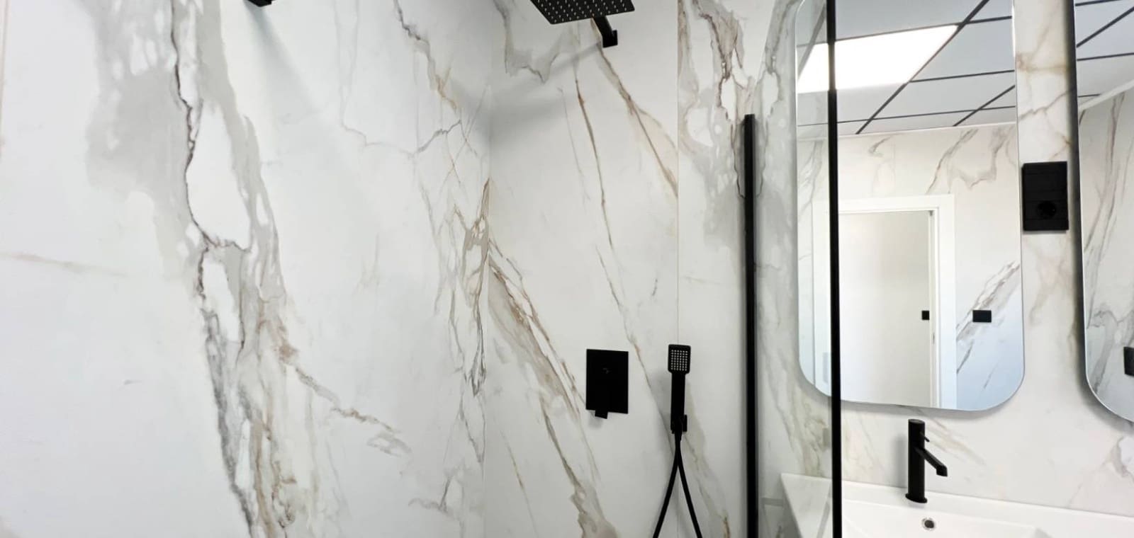 3 bedroom Villa for sale in La Romana with pool - € 470,000 (Ref: 8887021)