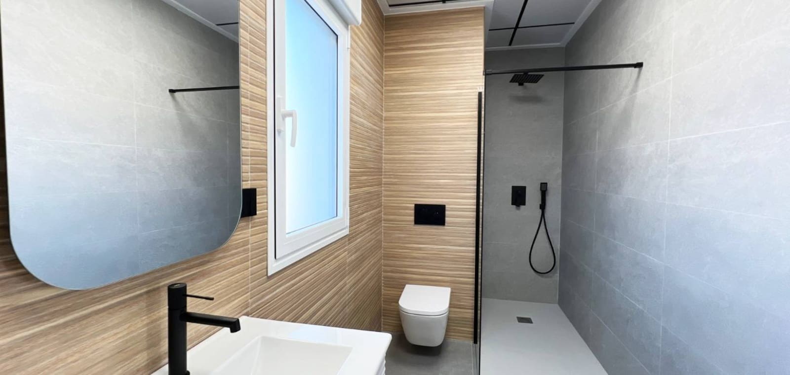 3 bedroom Villa for sale in La Romana with pool - € 470,000 (Ref: 8887021)