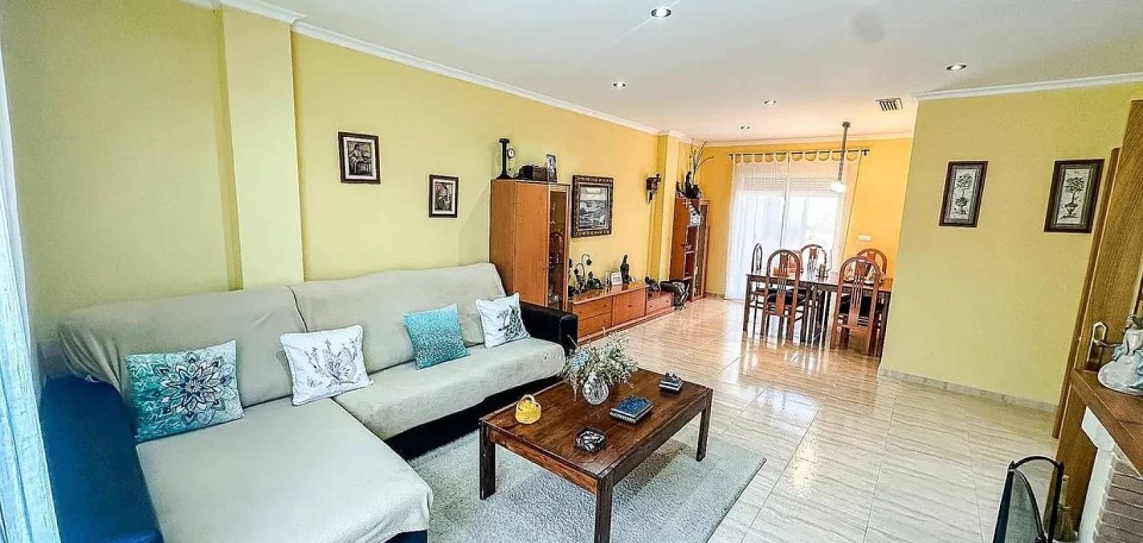 3 makuuhuone Omakotitalo myytävänä paikassa Hondon de los Frailes mukana 
autotalli - 179 000 € (Ref: 8983470)