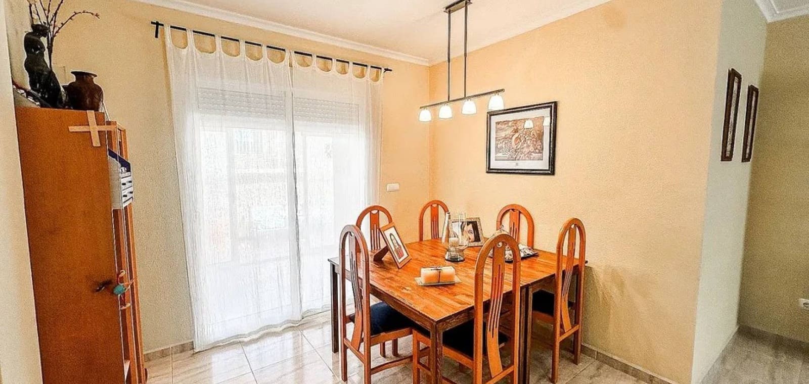 3 makuuhuone Omakotitalo myytävänä paikassa Hondon de los Frailes mukana 
autotalli - 179 000 € (Ref: 8983470)