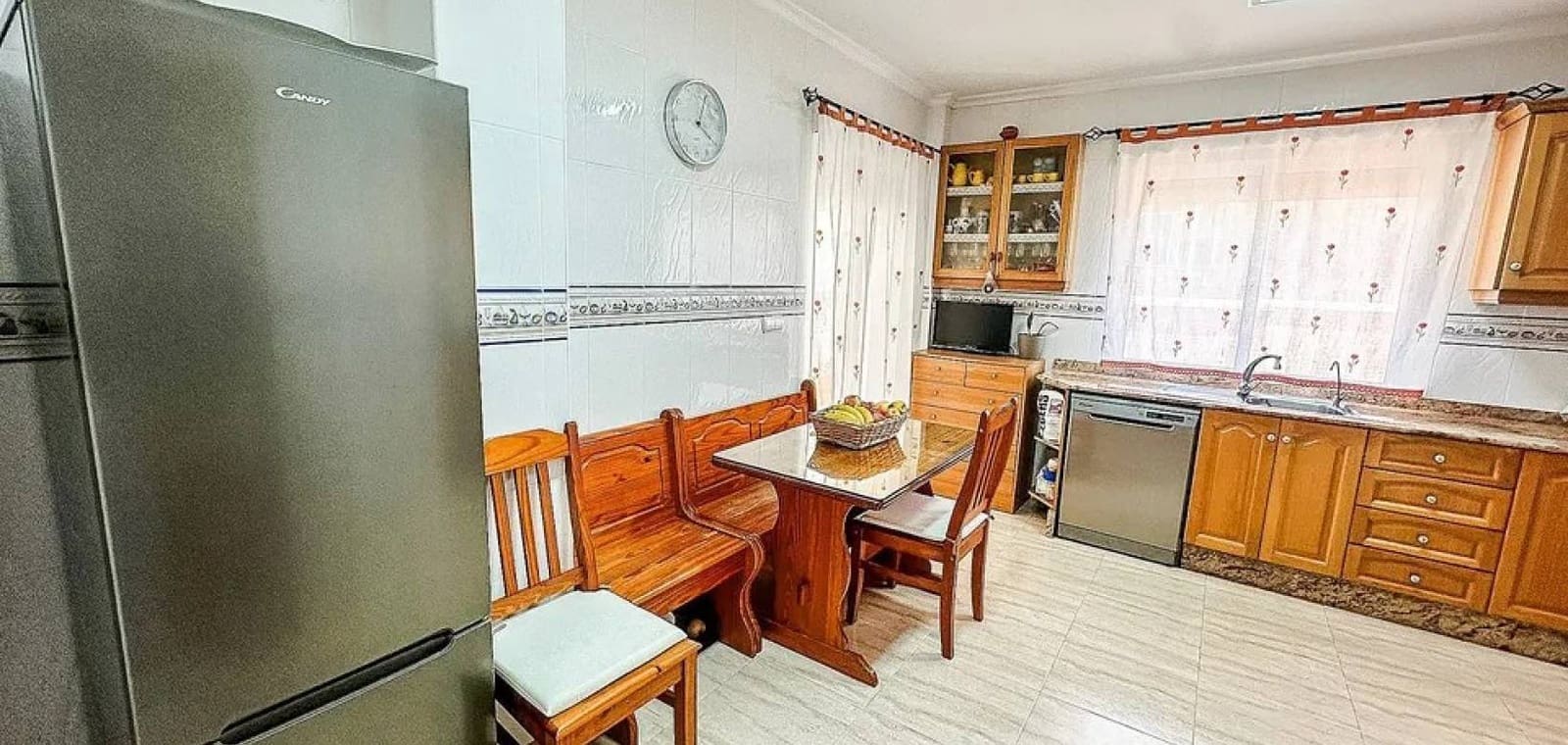 3 makuuhuone Omakotitalo myytävänä paikassa Hondon de los Frailes mukana 
autotalli - 179 000 € (Ref: 8983470)