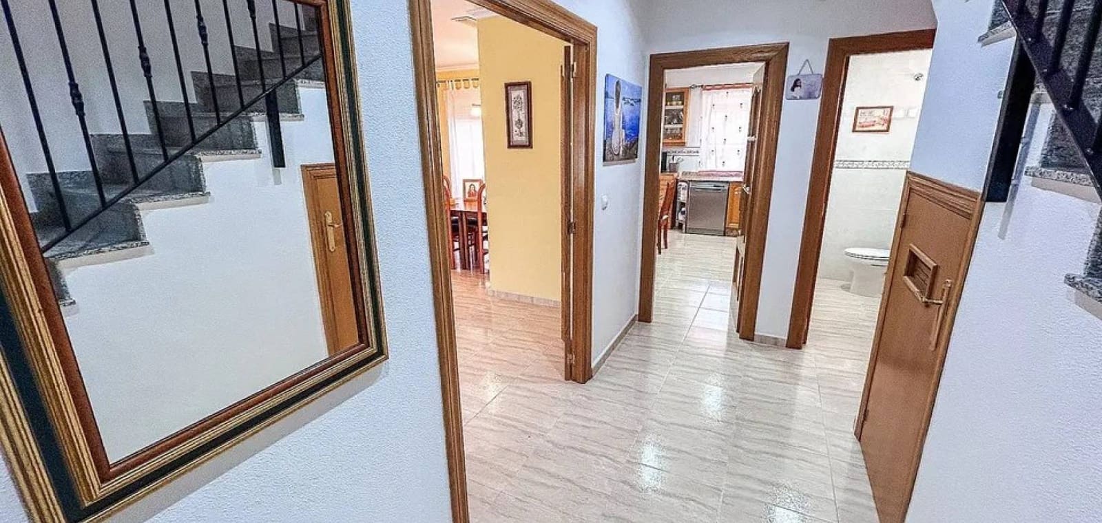 3 makuuhuone Omakotitalo myytävänä paikassa Hondon de los Frailes mukana 
autotalli - 179 000 € (Ref: 8983470)