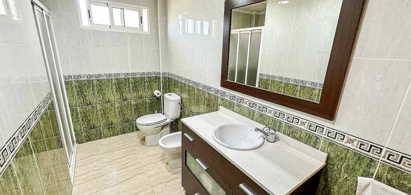 3 makuuhuone Omakotitalo myytävänä paikassa Hondon de los Frailes mukana 
autotalli - 179 000 € (Ref: 8983470)