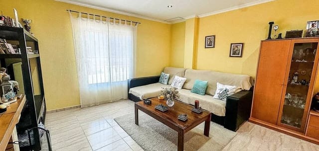 3 makuuhuone Omakotitalo myytävänä paikassa Hondón de los Frailes mukana 
autotalli - 179 000 € (Ref: 8983470)