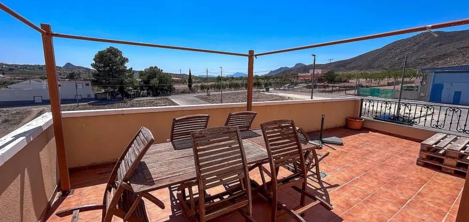 3 makuuhuone Omakotitalo myytävänä paikassa Hondon de los Frailes mukana 
autotalli - 179 000 € (Ref: 8983470)