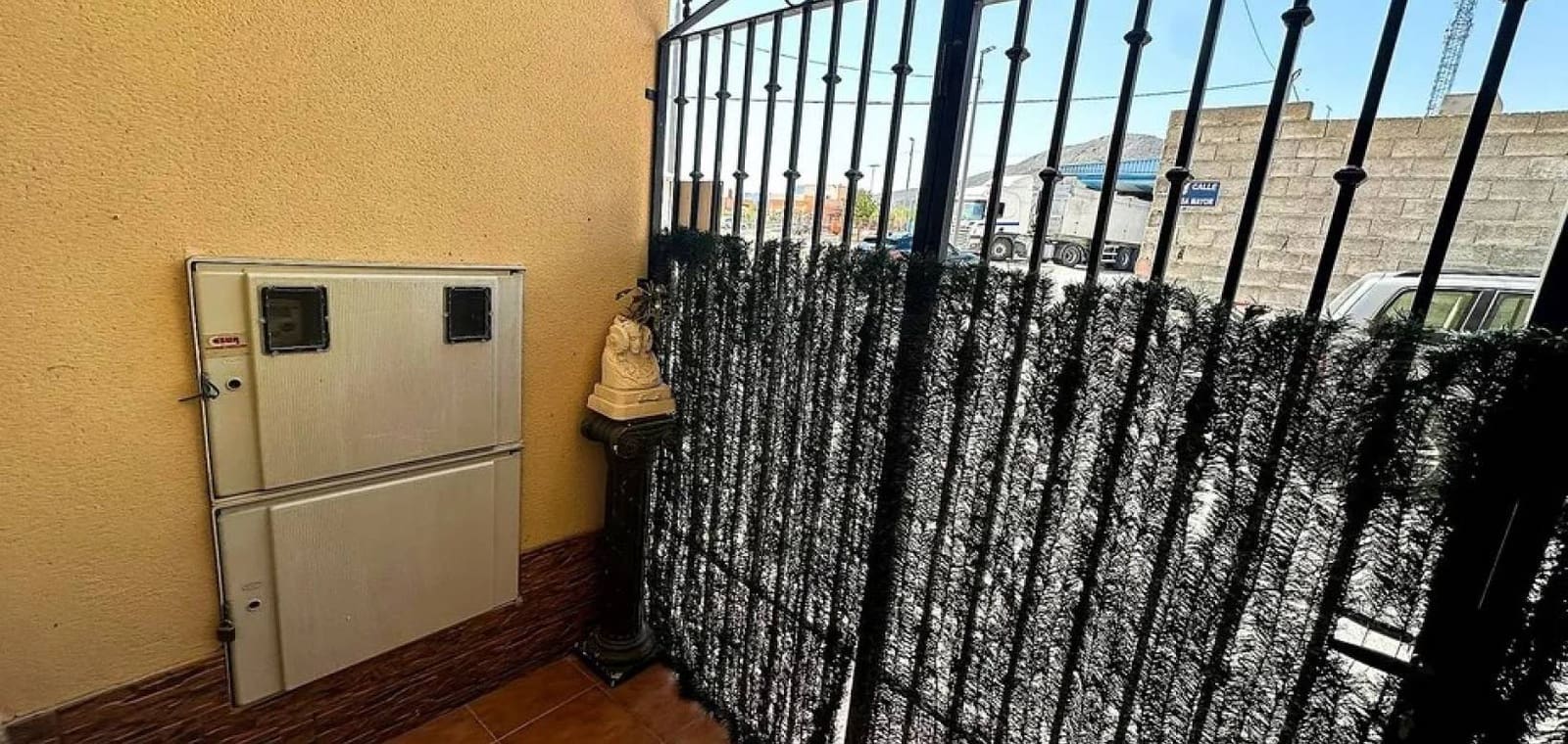 3 makuuhuone Omakotitalo myytävänä paikassa Hondon de los Frailes mukana 
autotalli - 179 000 € (Ref: 8983470)