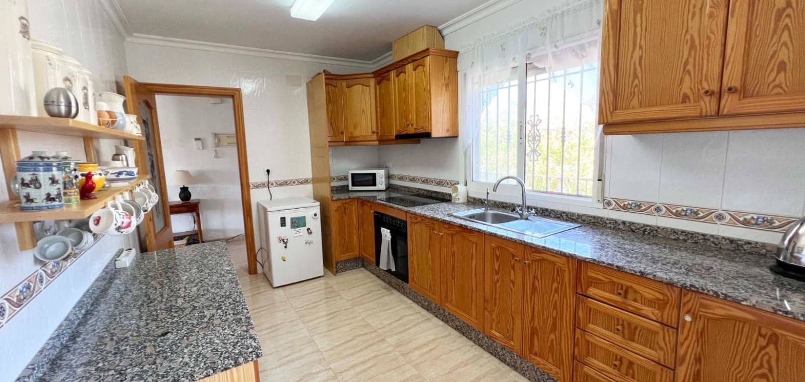 3 soverom Villa til salgs i Macisvenda med svømmebasseng garasje - € 295 000 (Ref: 9205485)