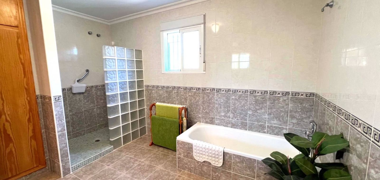 3 soverom Villa til salgs i Macisvenda med svømmebasseng garasje - € 295 000 (Ref: 9205485)