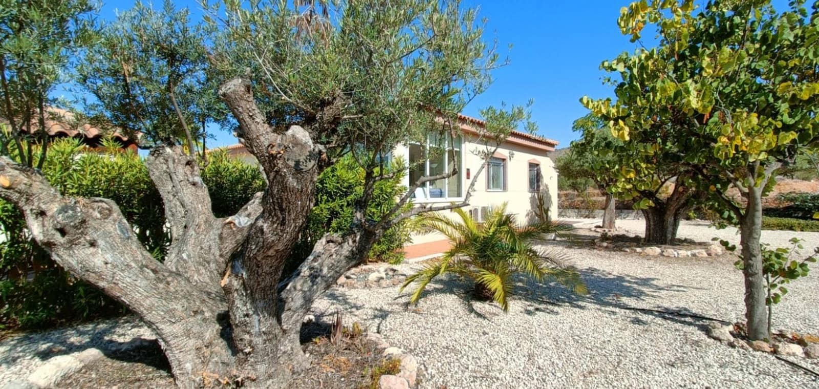 3 soverom Villa til salgs i Macisvenda med svømmebasseng garasje - € 295 000 (Ref: 9205485)