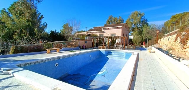 4 chambre Villa/Maison à vendre à La Romana avec piscine - 320 000 € (Ref: 9254231)