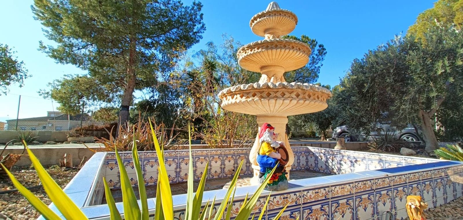 4 bedroom Villa for sale in La Romana with pool - € 320,000 (Ref: 9254231)