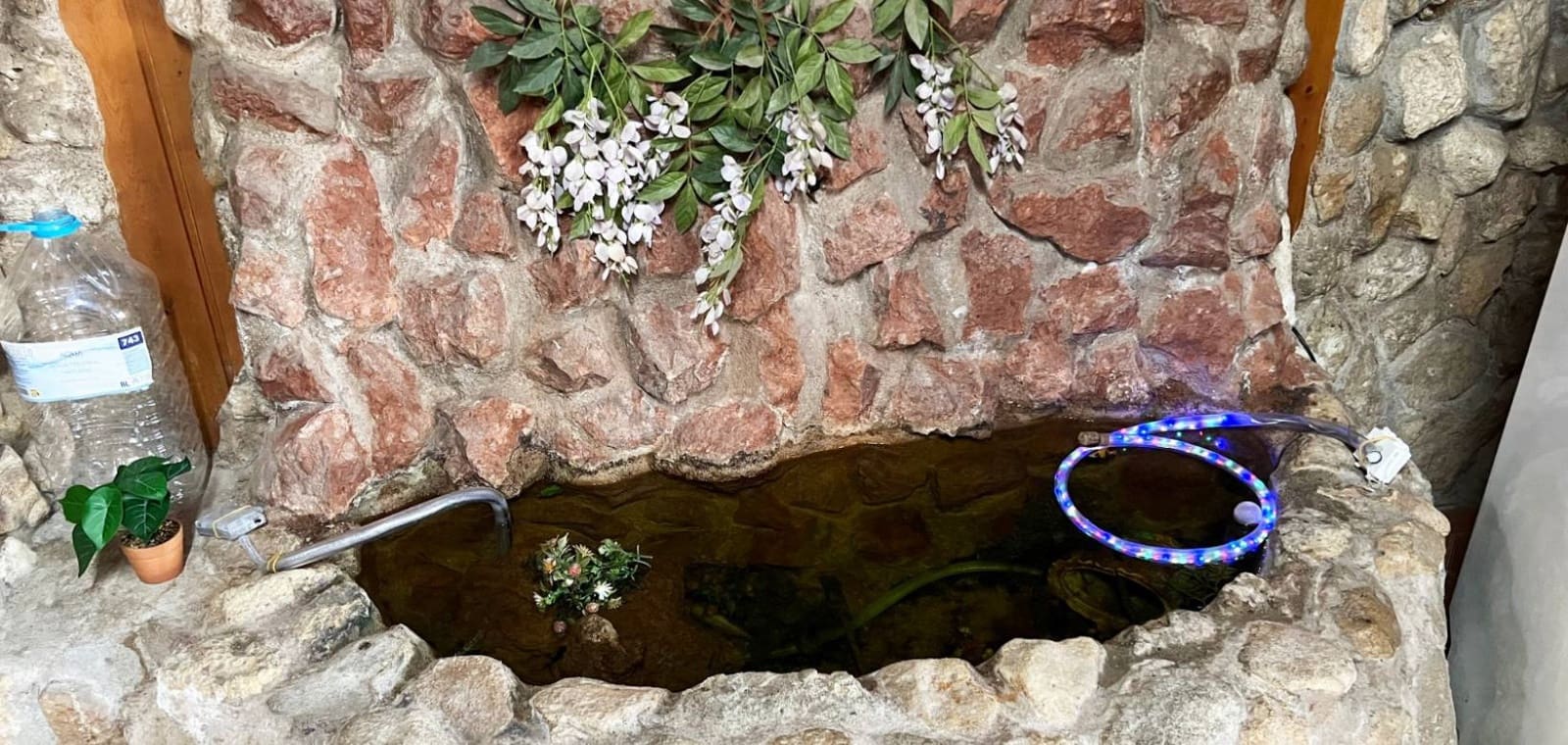 4 bedroom Villa for sale in La Romana with pool - € 320,000 (Ref: 9254231)