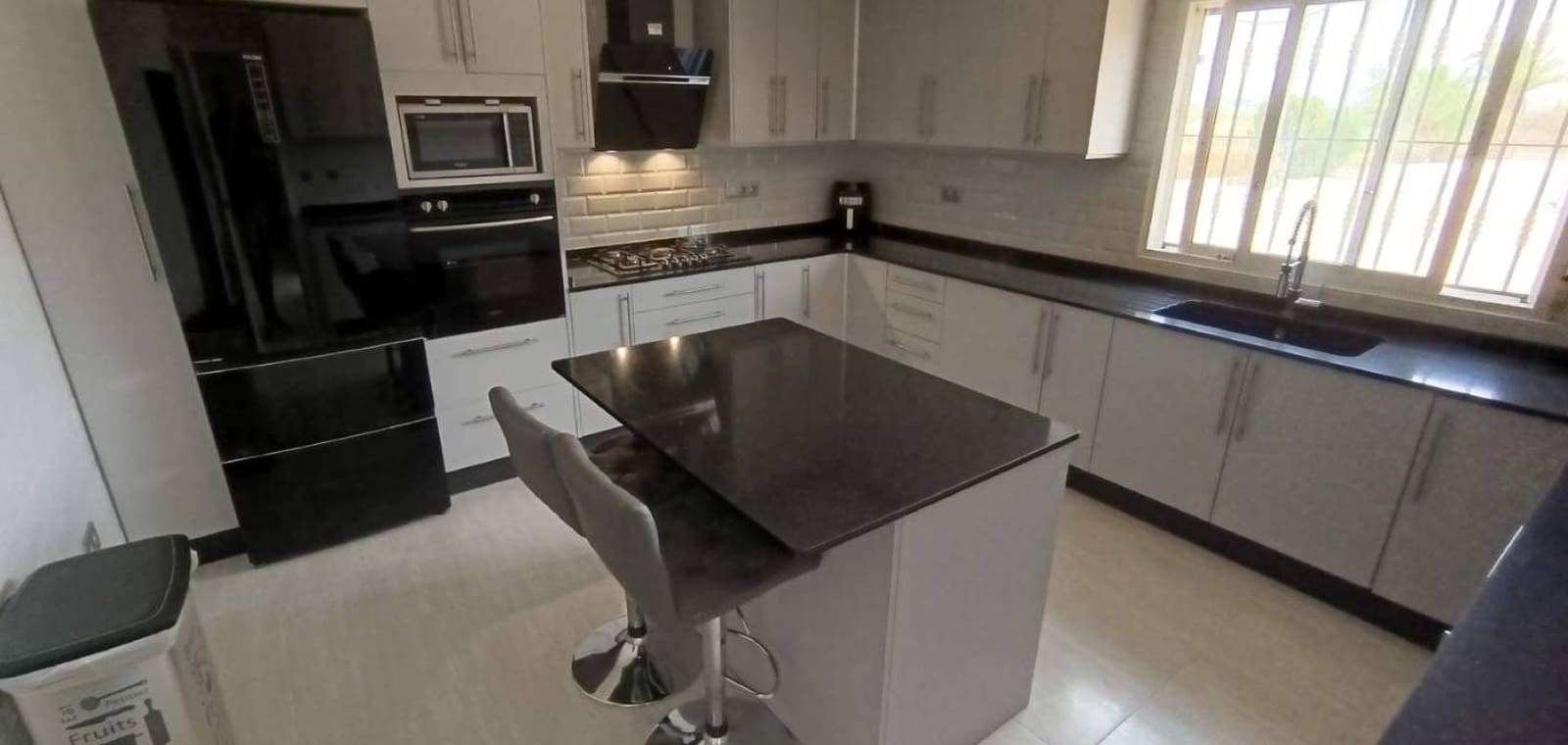 3 sypialnia Willa na sprzedaż w Hondon de los Frailes z basenem garażem - 315 000 € (Ref: 9283014)