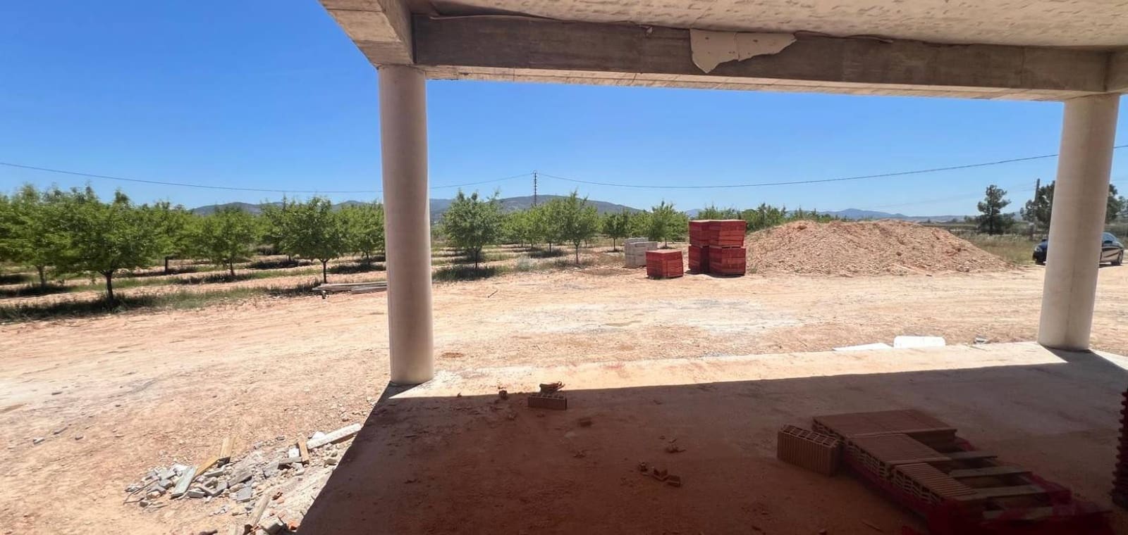 3 slaapkamer Villa te koop in Pinoso met zwembad - € 379.000 (Ref: 9315224)