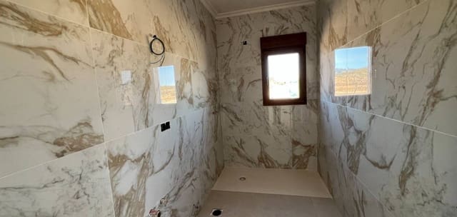 3 quarto Moradia para venda em Pinoso com piscina garagem - 389 000 € (Ref: 9319684)