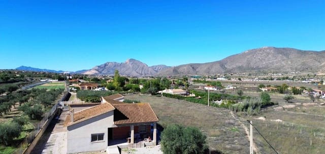 Chalet de 3 habitaciones en Hondón de los Frailes en venta con garaje - 170.000 € (Ref: 9353822)