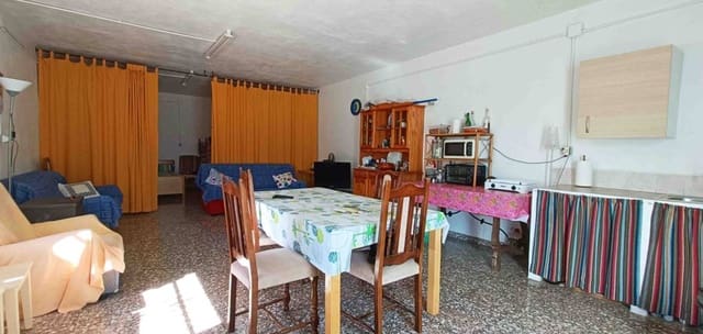Chalet de 3 habitaciones en Hondón de los Frailes en venta con garaje - 170.000 € (Ref: 9353822)