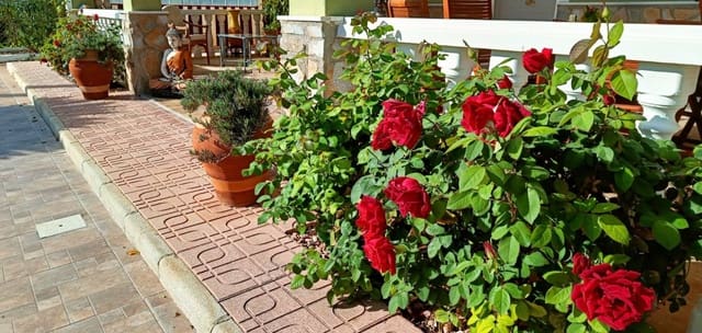 4 sypialnia Willa na sprzedaż w Hondón de los Frailes z basenem garażem - 299 950 € (Ref: 9371369)