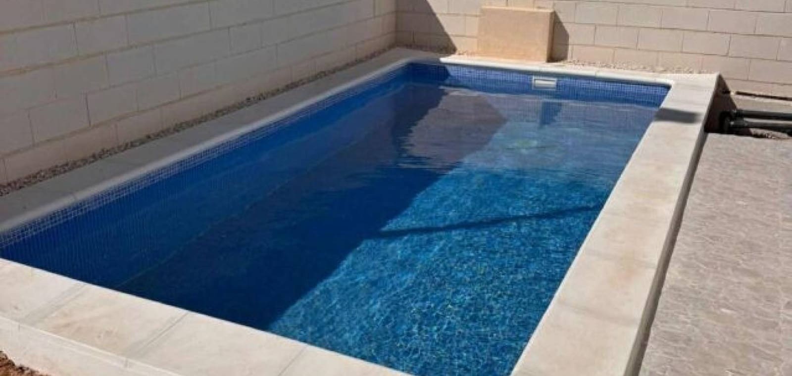 3 bedroom Semi-detached Villa for sale in La Romana with pool - € 270,000 (Ref: 9412937)