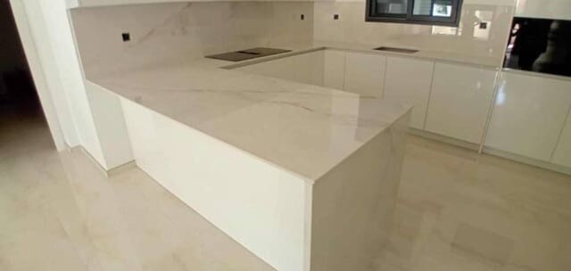 3 bedroom Semi-detached Villa for sale in La Romana with pool - € 270,000 (Ref: 9412937)