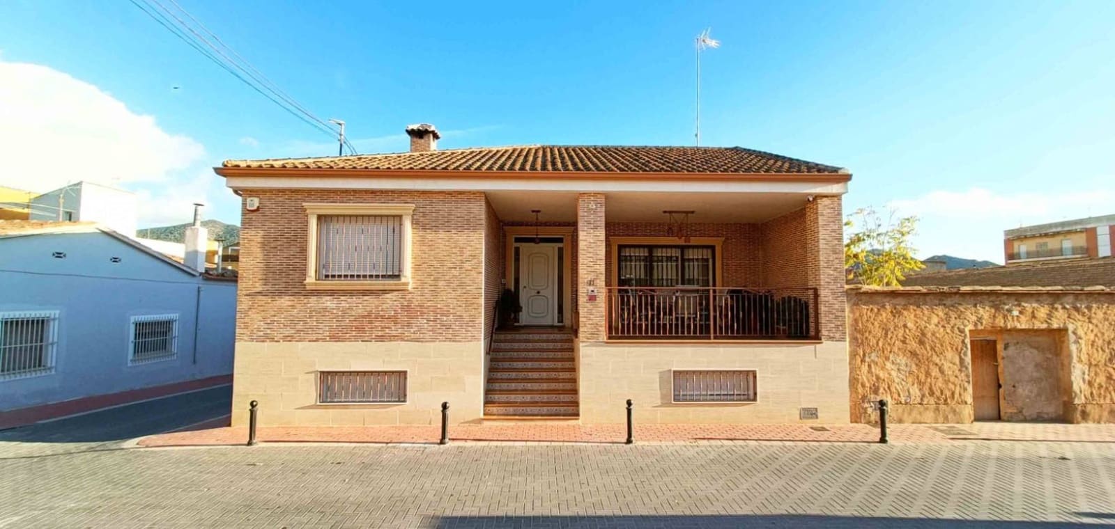 4 slaapkamer Huis te koop in Hondon de los Frailes met garage - € 398.000 (Ref: 9417715)