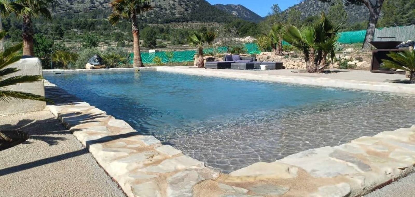 4 bedroom Villa for sale in La Romana with pool - € 339,000 (Ref: 9426490)