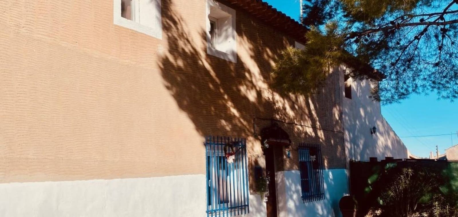 4 bedroom Villa for sale in La Romana with pool - € 339,000 (Ref: 9426490)