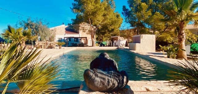 4 chambre Villa/Maison à vendre à La Romana avec piscine - 339 000 € (Ref: 9426490)