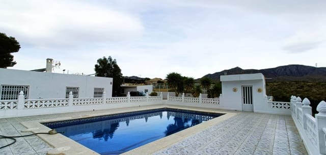 3 soverom Villa til salgs i Albatera med svømmebasseng garasje - € 259 950 (Ref: 9447428)