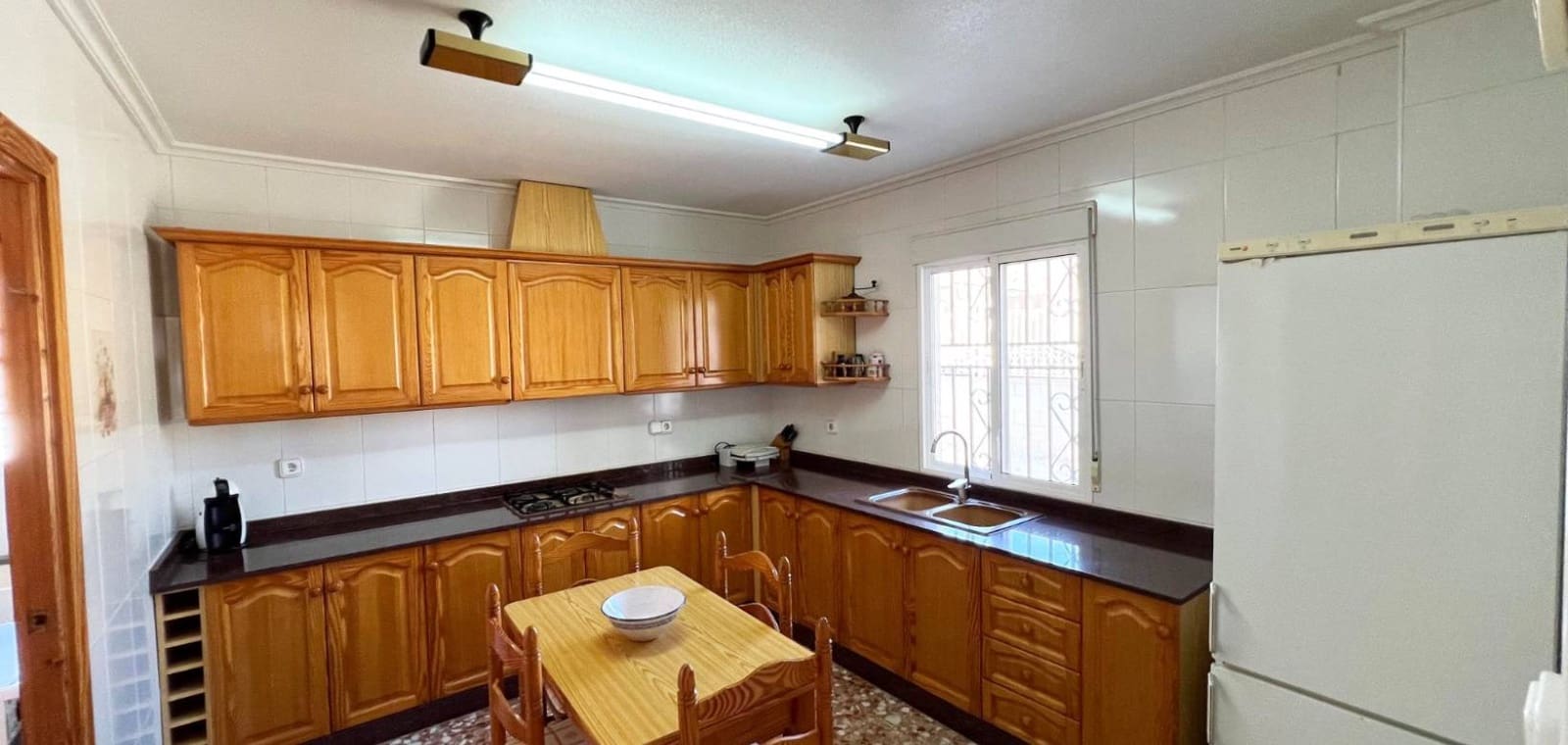 6 makuuhuone Huvila myytävänä paikassa Hondon de los Frailes mukana uima-altaan - 280 000 € (Ref: 9450564)