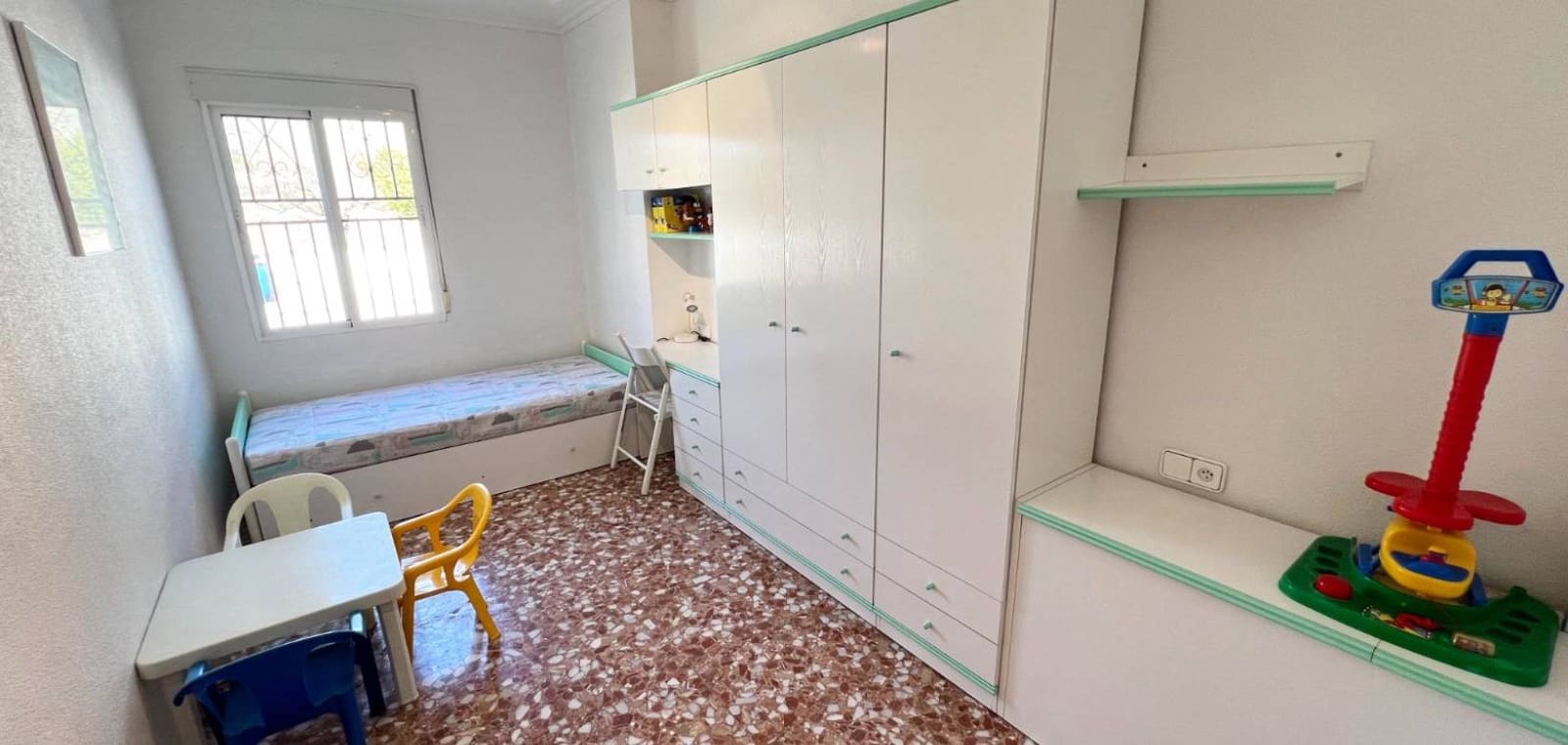 6 makuuhuone Huvila myytävänä paikassa Hondon de los Frailes mukana uima-altaan - 280 000 € (Ref: 9450564)