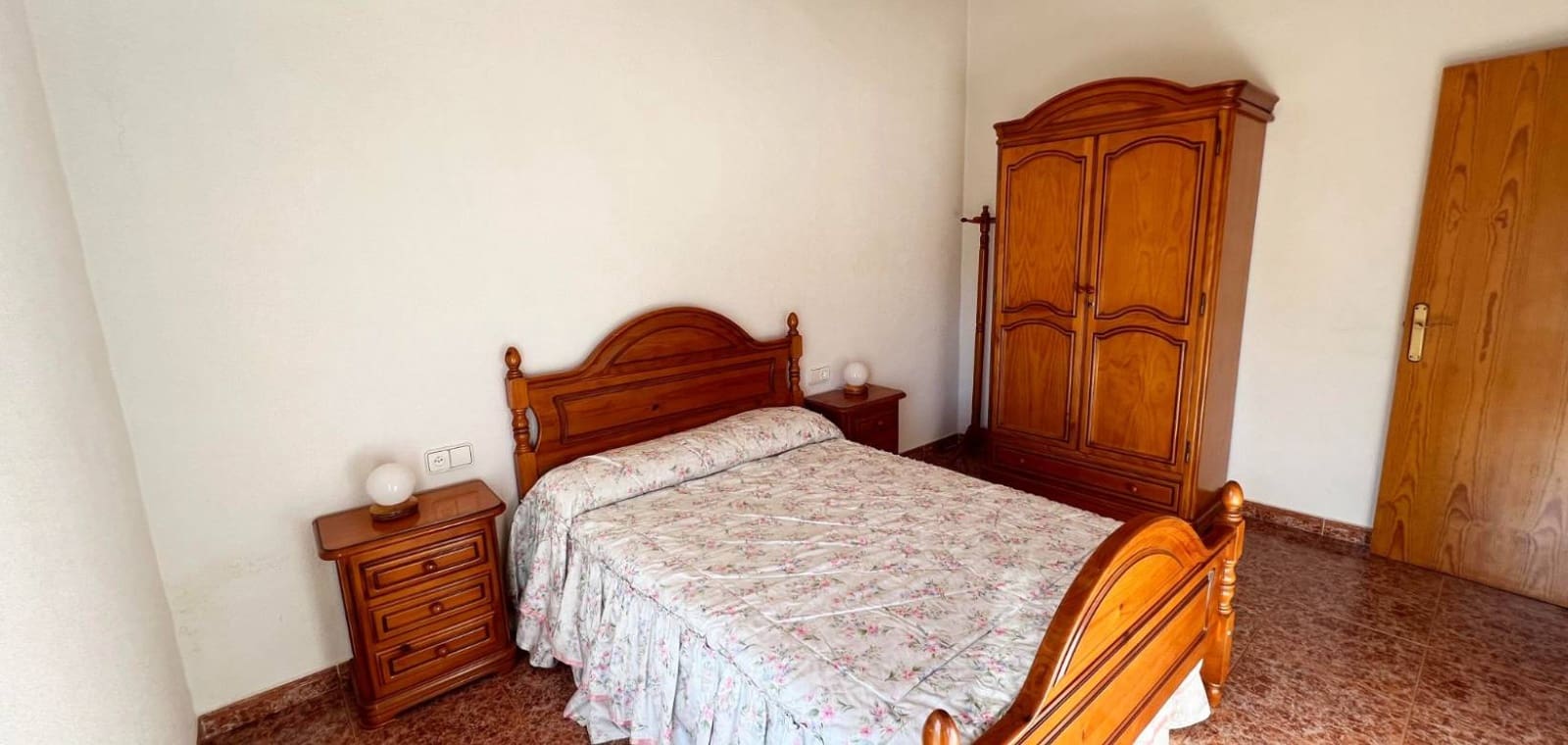 6 makuuhuone Huvila myytävänä paikassa Hondon de los Frailes mukana uima-altaan - 280 000 € (Ref: 9450564)