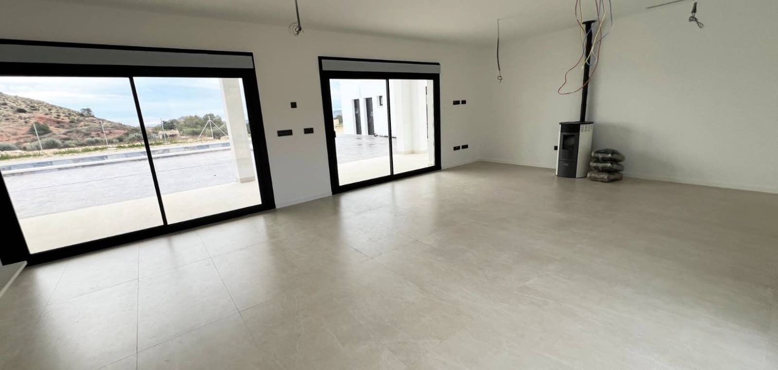 3 soveværelse Villa til salg i Aspe med swimmingpool - € 369.000 (Ref: 9550218)