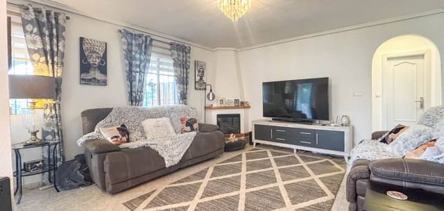 4 slaapkamer Villa te koop in Monforte del Cid met zwembad - € 384.950 (Ref: 9626300)