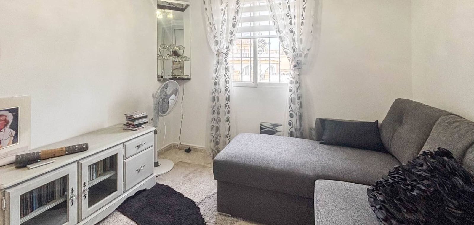 4 slaapkamer Villa te koop in Monforte del Cid met zwembad - € 384.950 (Ref: 9626300)