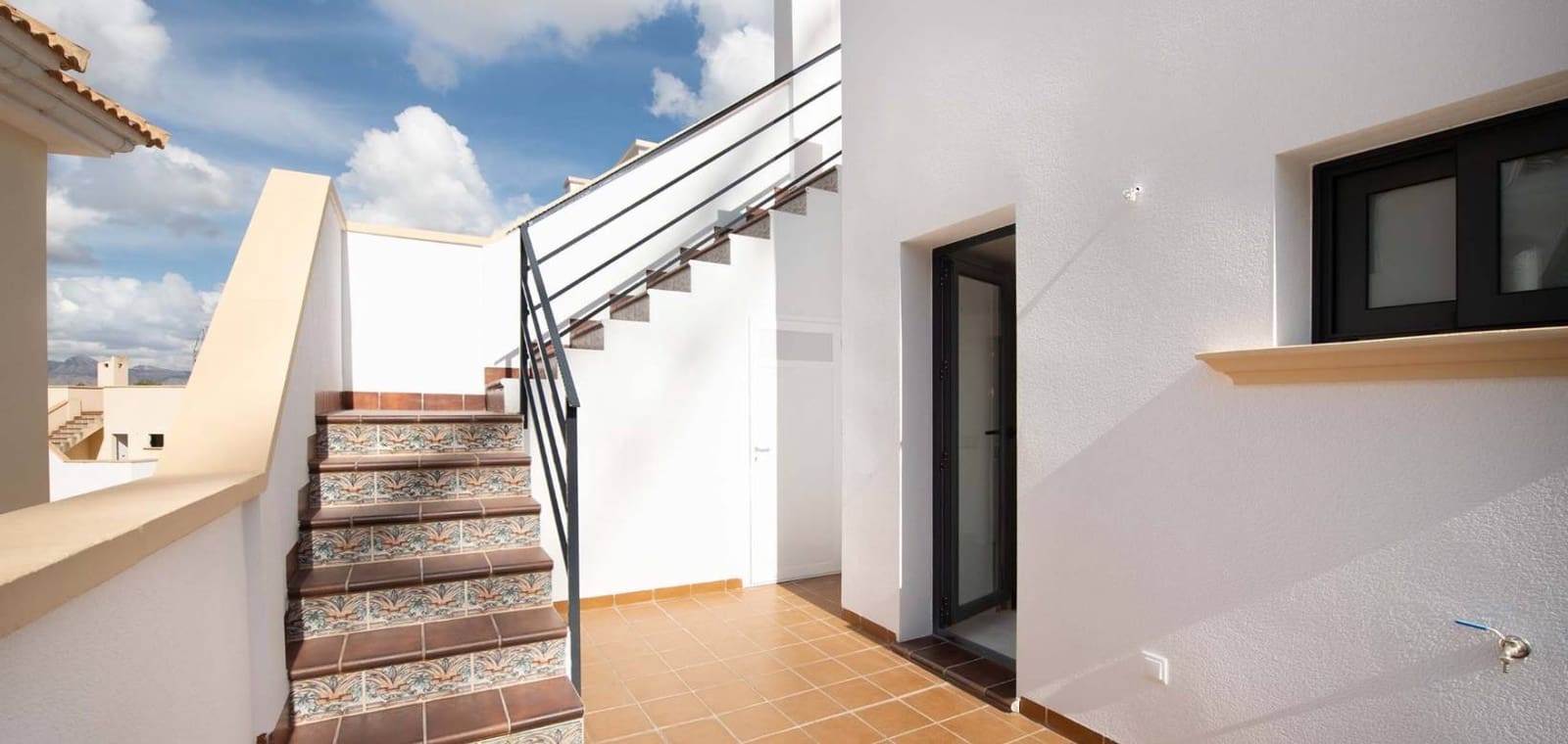 Pareado de 3 habitaciones en Cox en venta con piscina - 255.000 € (Ref: 9635027)