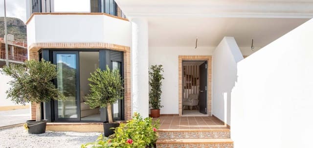 Pareado de 3 habitaciones en Cox en venta con piscina - 255.000 € (Ref: 9635027)