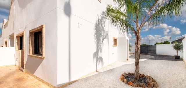 Pareado de 3 habitaciones en Cox en venta con piscina - 255.000 € (Ref: 9635027)