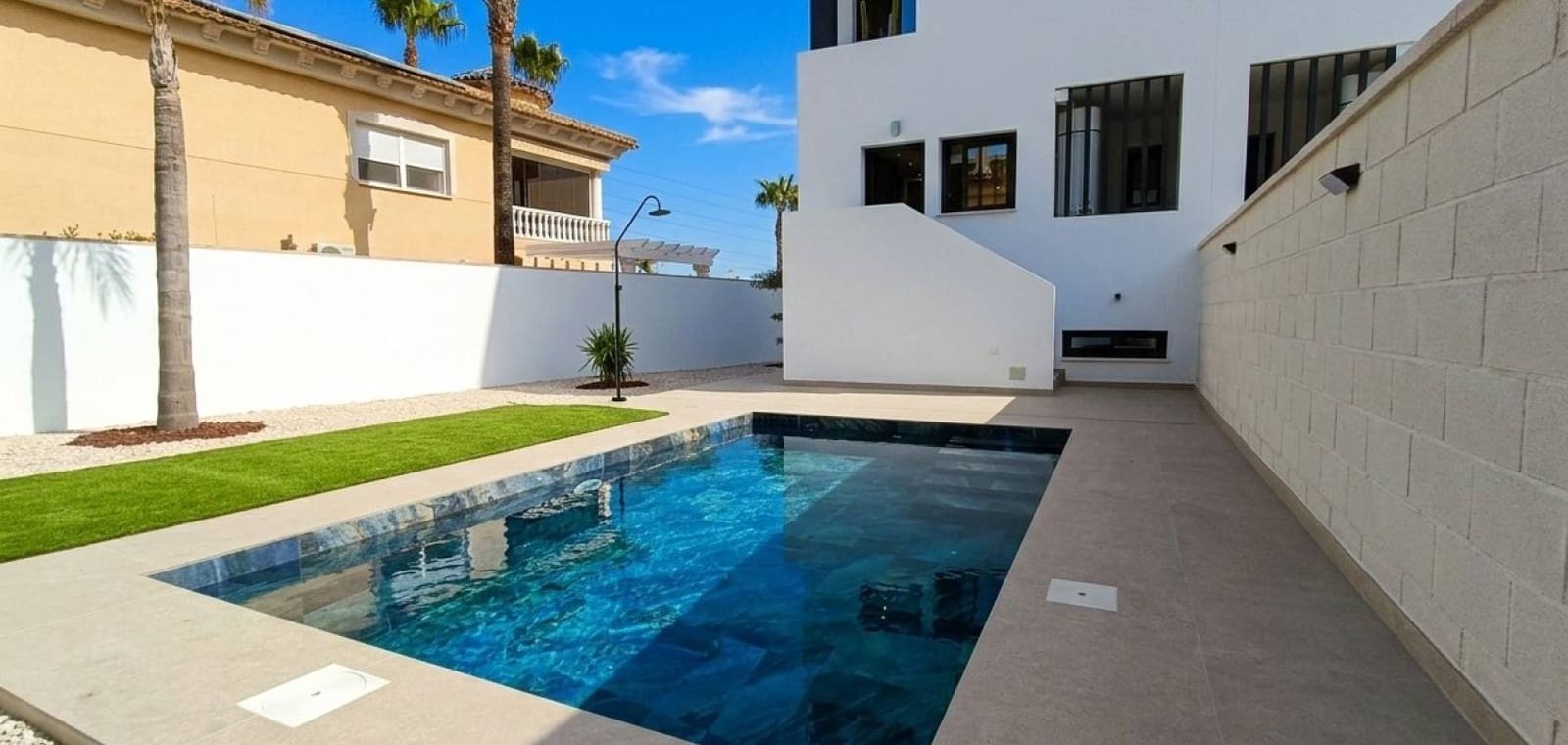 3 camera da letto Casa in vendita in Benferri con piscina garage - 318.000 € (Rif: 9650423)