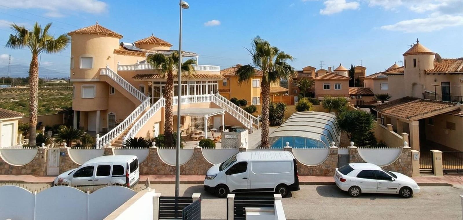 3 camera da letto Casa in vendita in Benferri con piscina garage - 318.000 € (Rif: 9650423)