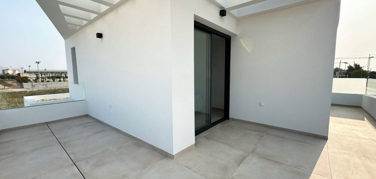 3 makuuhuone Paritalo myytävänä paikassa Dolores mukana uima-altaan 
autotalli - 439 000 € (Ref: 9650819)