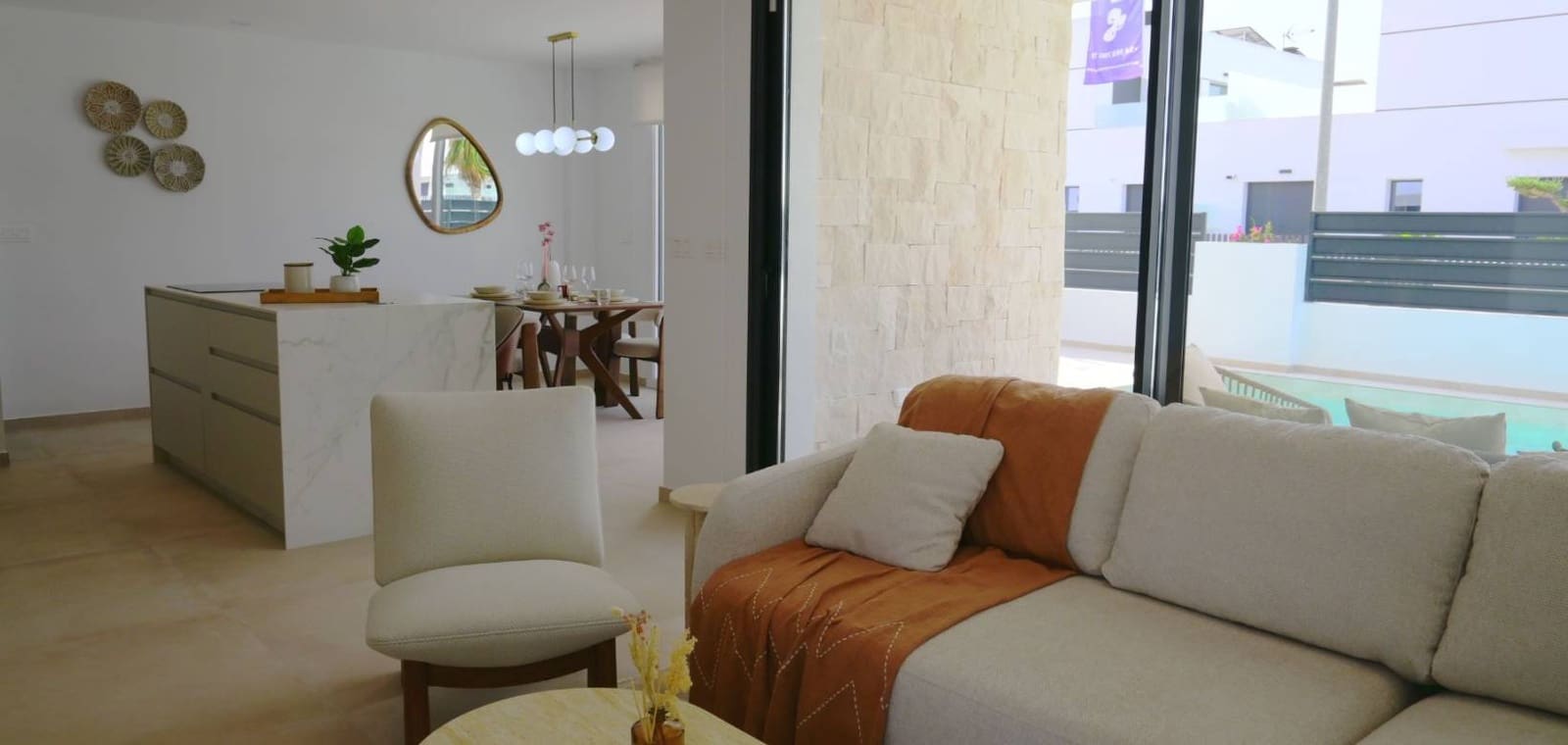 3 makuuhuone Paritalo myytävänä paikassa Dolores mukana uima-altaan 
autotalli - 439 000 € (Ref: 9650819)