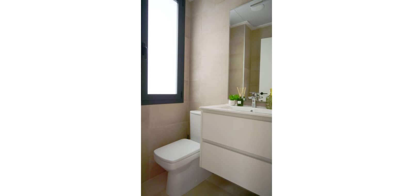 3 makuuhuone Paritalo myytävänä paikassa Dolores mukana uima-altaan 
autotalli - 439 000 € (Ref: 9650819)