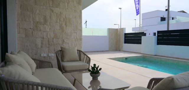 3 makuuhuone Paritalo myytävänä paikassa Dolores mukana uima-altaan 
autotalli - 439 000 € (Ref: 9650819)