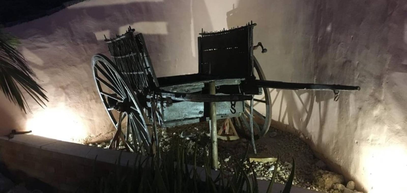 5 bedroom Villa for sale in La Romana with pool garage - € 575,000 (Ref: 9656387)