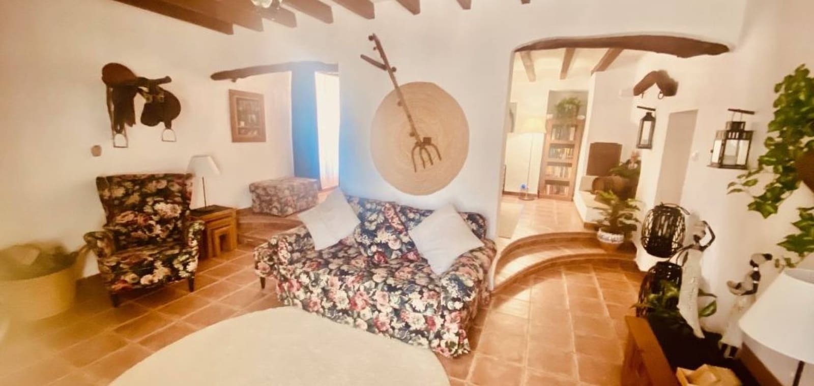 5 bedroom Villa for sale in La Romana with pool garage - € 575,000 (Ref: 9656387)