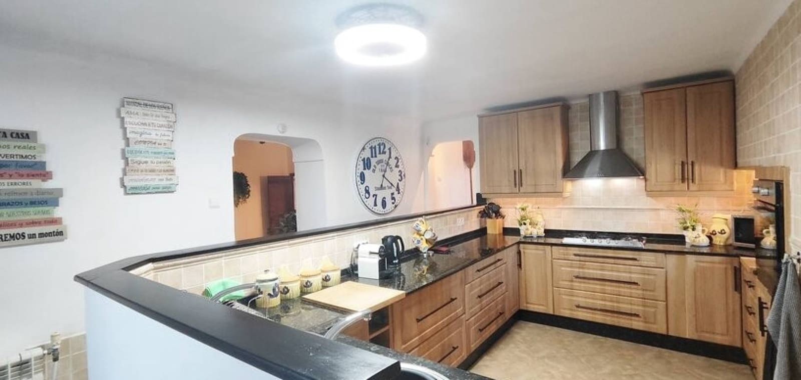 5 bedroom Villa for sale in La Romana with pool garage - € 575,000 (Ref: 9656387)