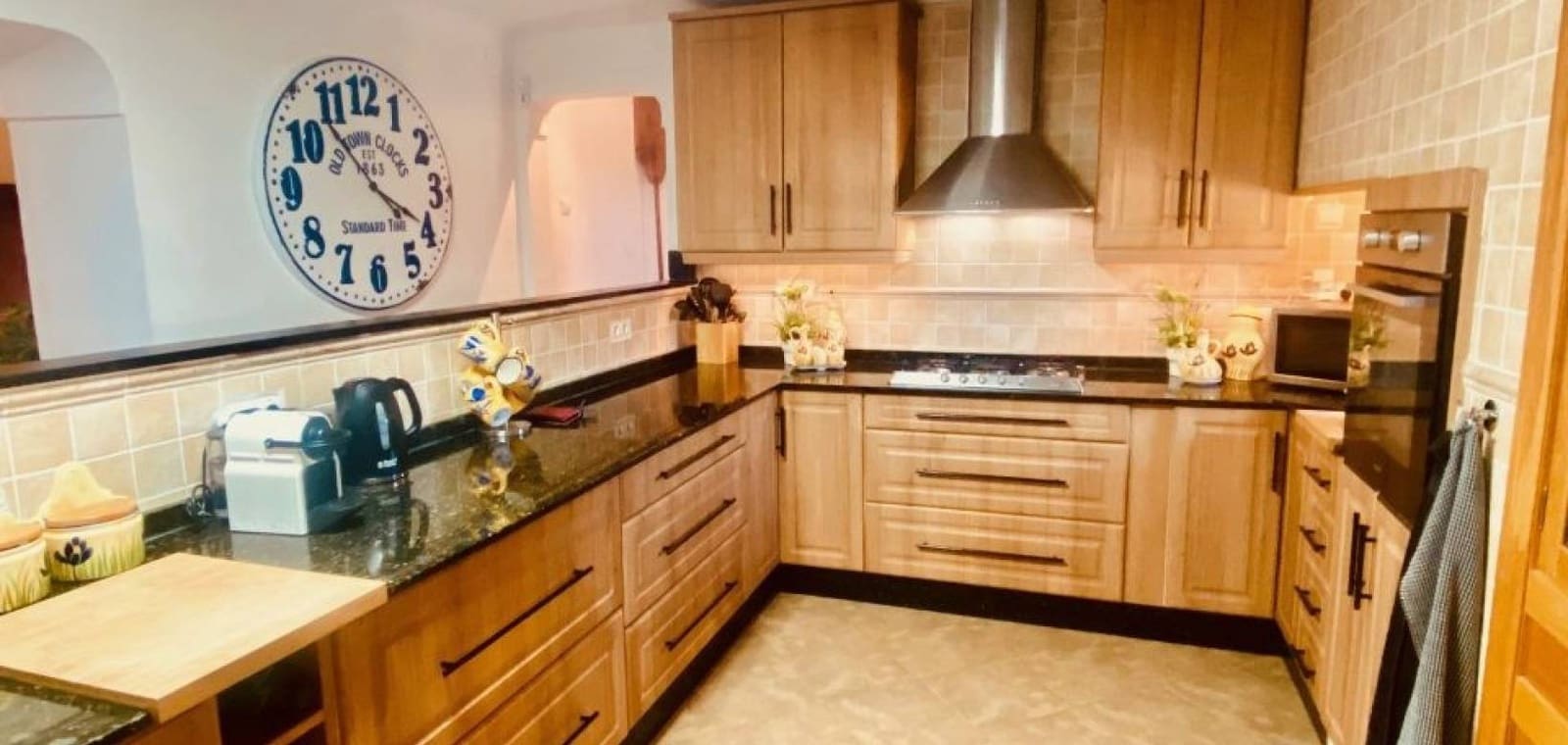 5 bedroom Villa for sale in La Romana with pool garage - € 575,000 (Ref: 9656387)